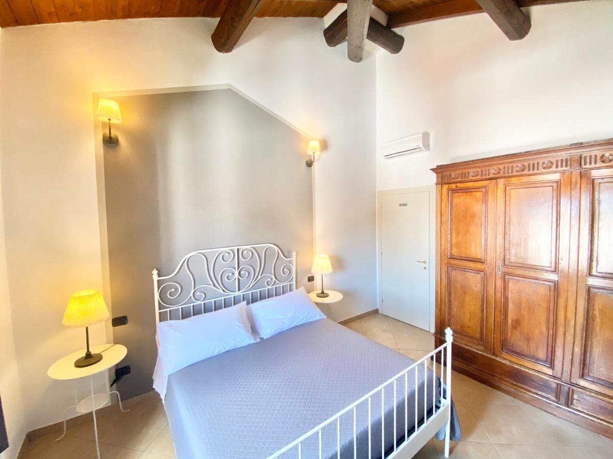 B&B Stazione Don Camillo Brescello Exterior photo